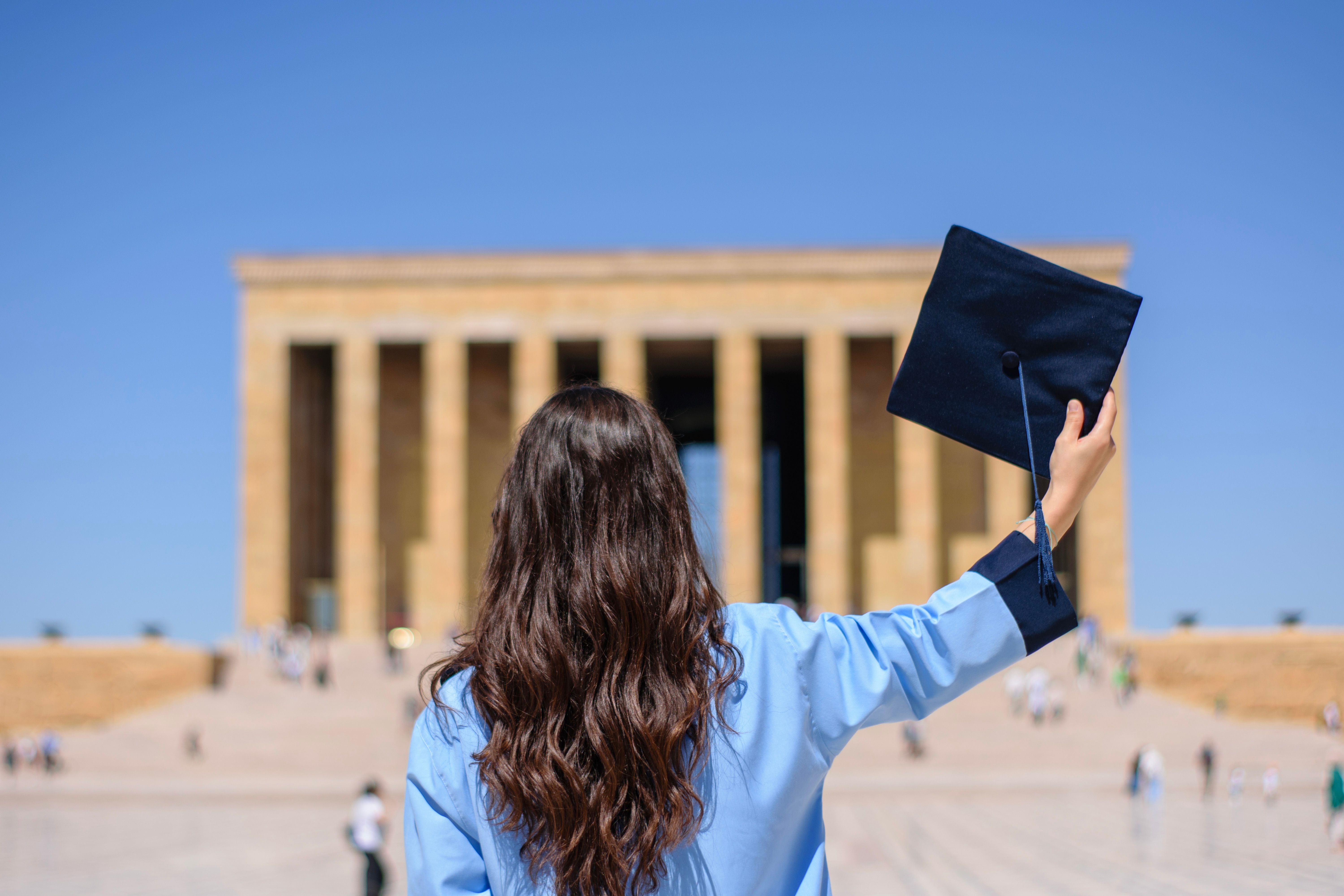 WHY STUDENTS FROM THIRUVANANTHAPURAM CHOOSE MBBS ABROAD?